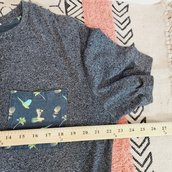 ON THE BYAS TROPICAL LADY TSHIRT, SZ XL - Picture 8 of 10